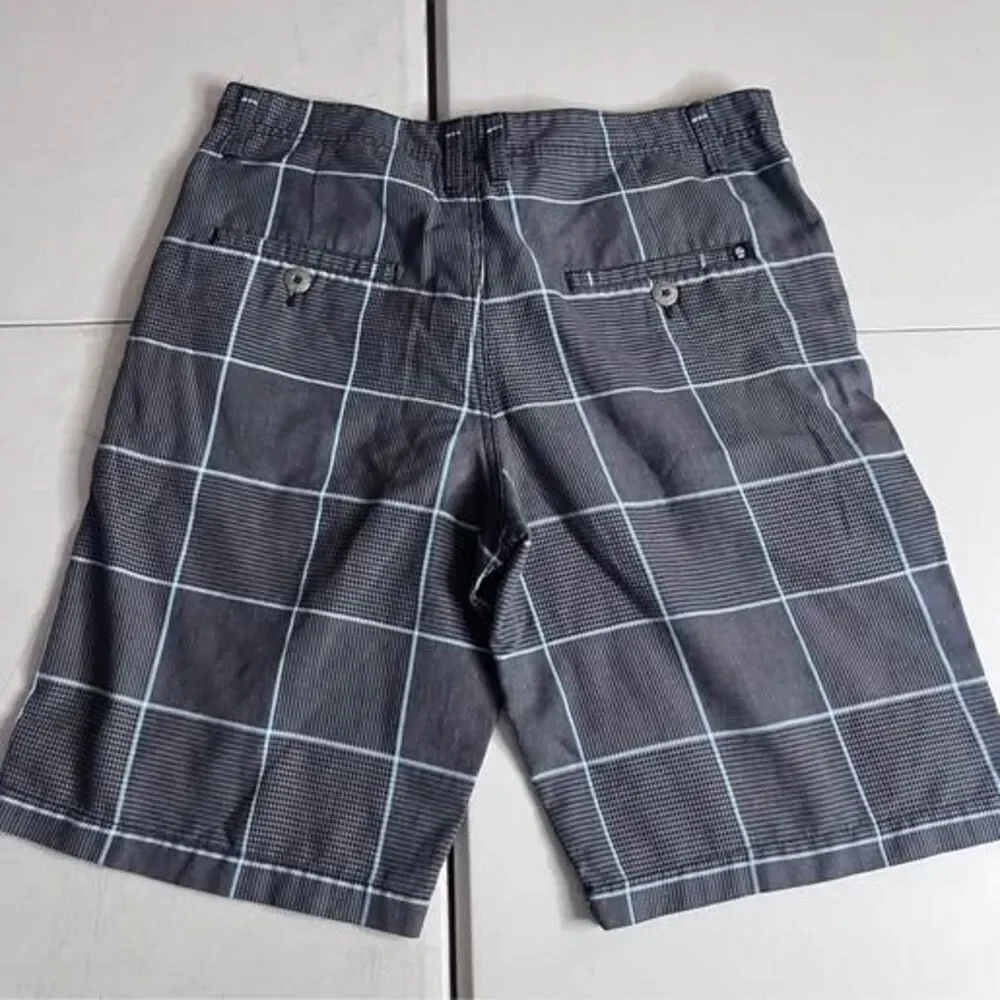 Vintage Vans Plaid Shorts mens Size 32 Y2K